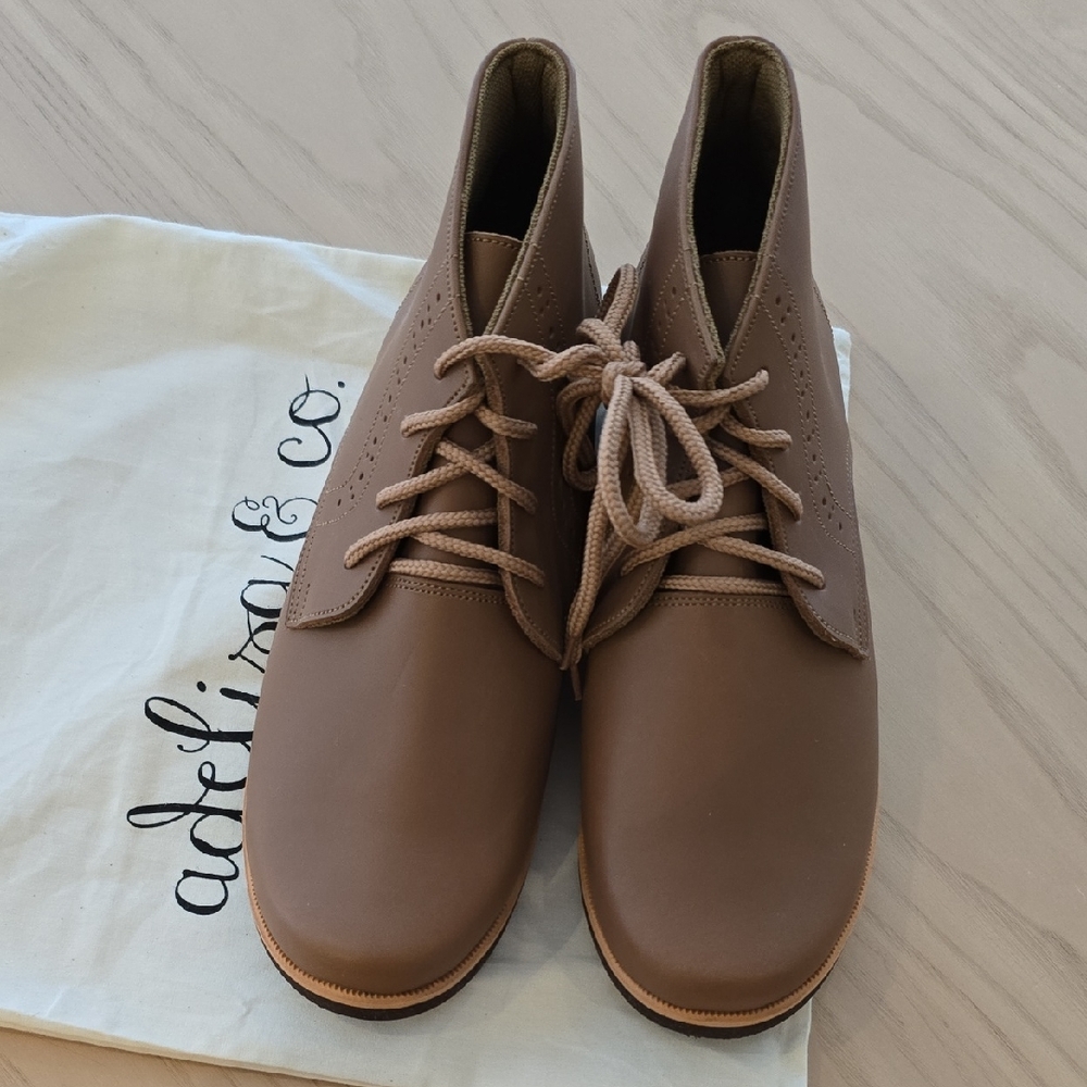 Adelisa & Co Brown Women's Shoes Size 8